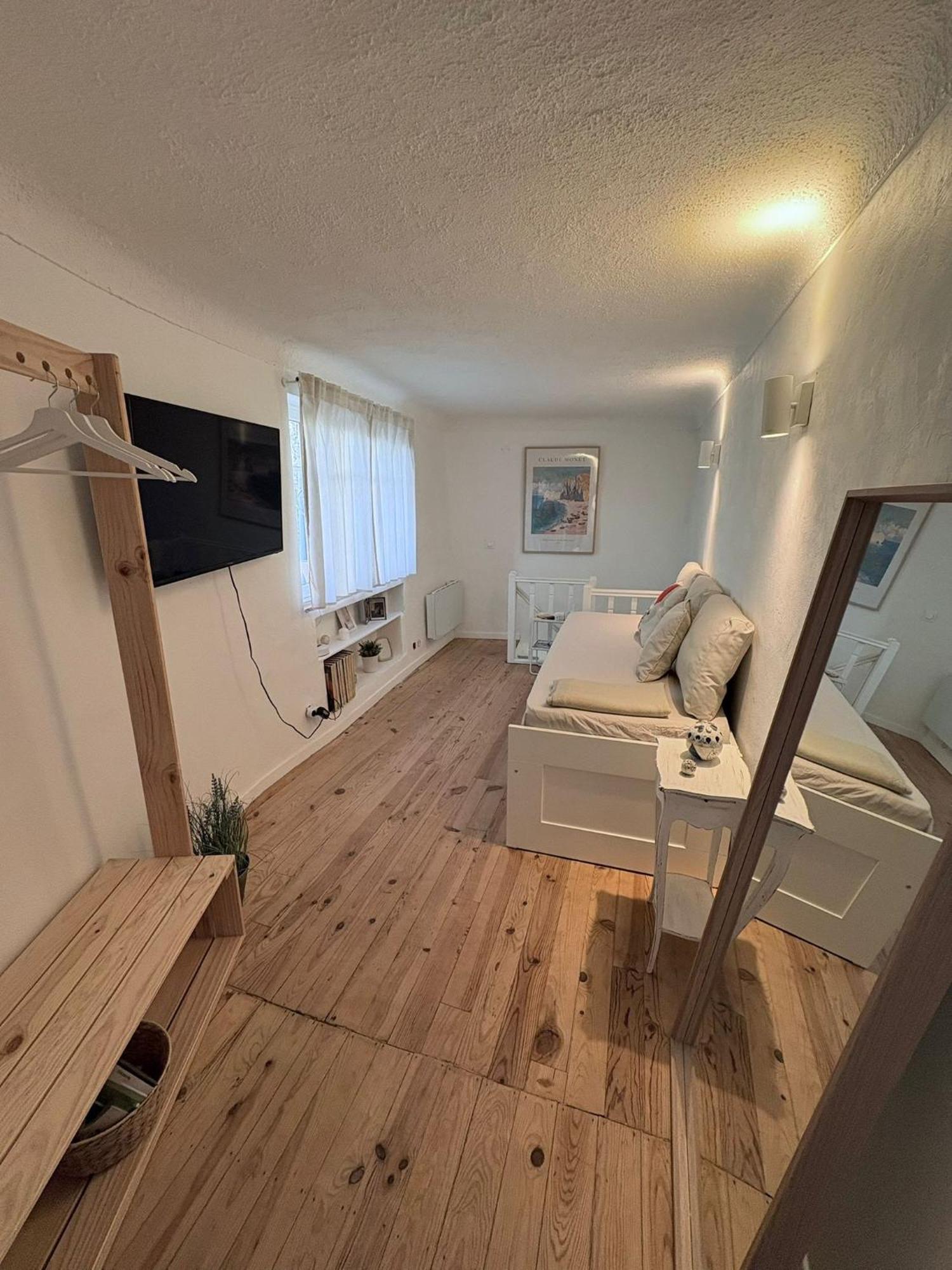 Duplex Au Pied Du Chateau กาญเนอ-ซูร์-แมร์ ภายนอก รูปภาพ
